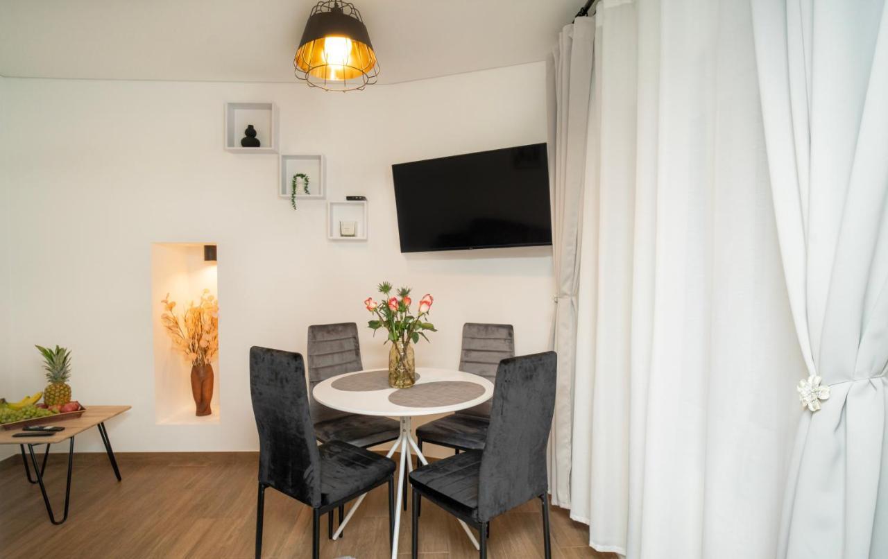 Downhill Apartment On The Groundfloor Kaunas Exterior foto